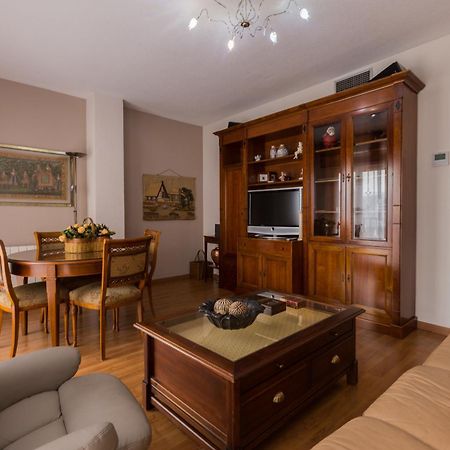 Gracia Suites - Centro Y Confort Con Parking Gratis Granada Exteriér fotografie