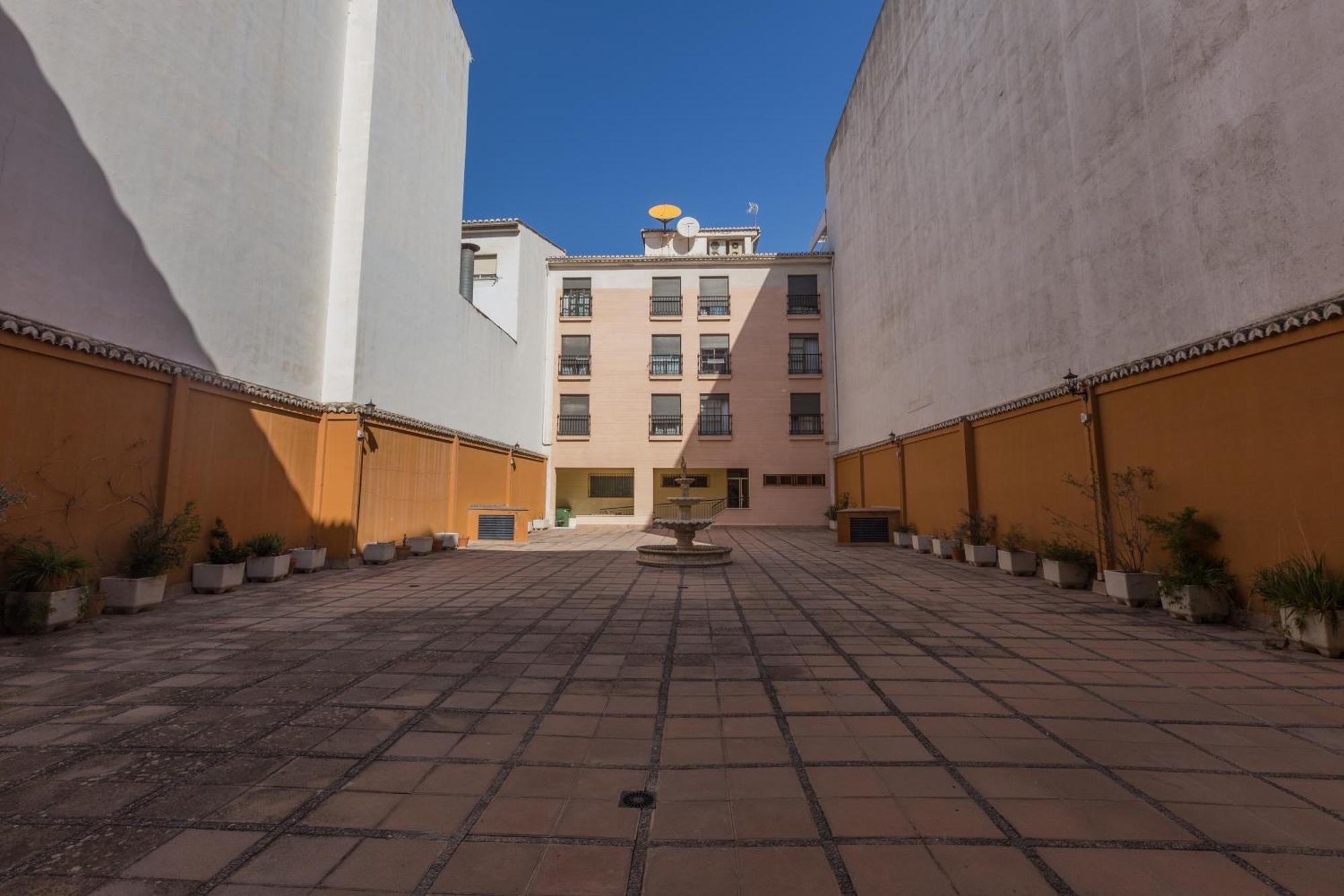 Gracia Suites - Centro Y Confort Con Parking Gratis Granada Exteriér fotografie